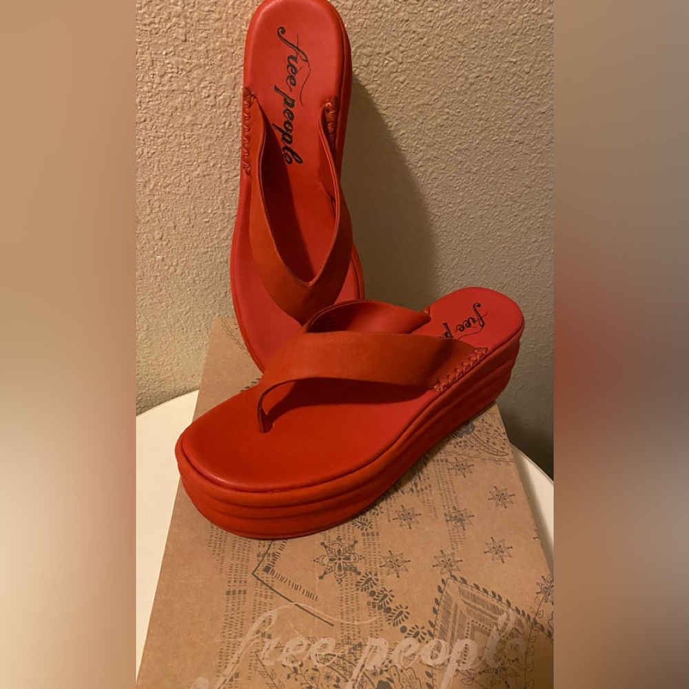 🔥 Free People Flatform Haven Thong Flame SZ 37 - Picture 4 of 8